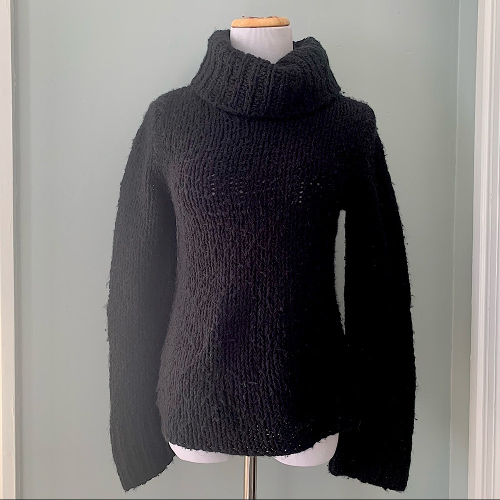 Express knitted turtleneck sweater!!!